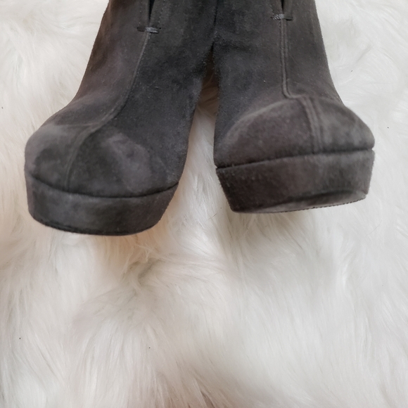 Stuart Weitzman Seamstress Gray Platform Booties Size 7.5 - Picture 7 of 15